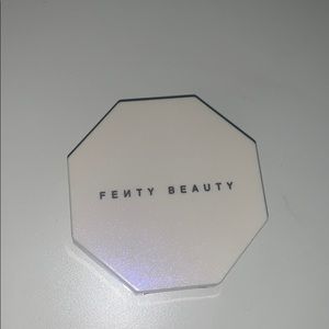 Fenty Beauty highlighter